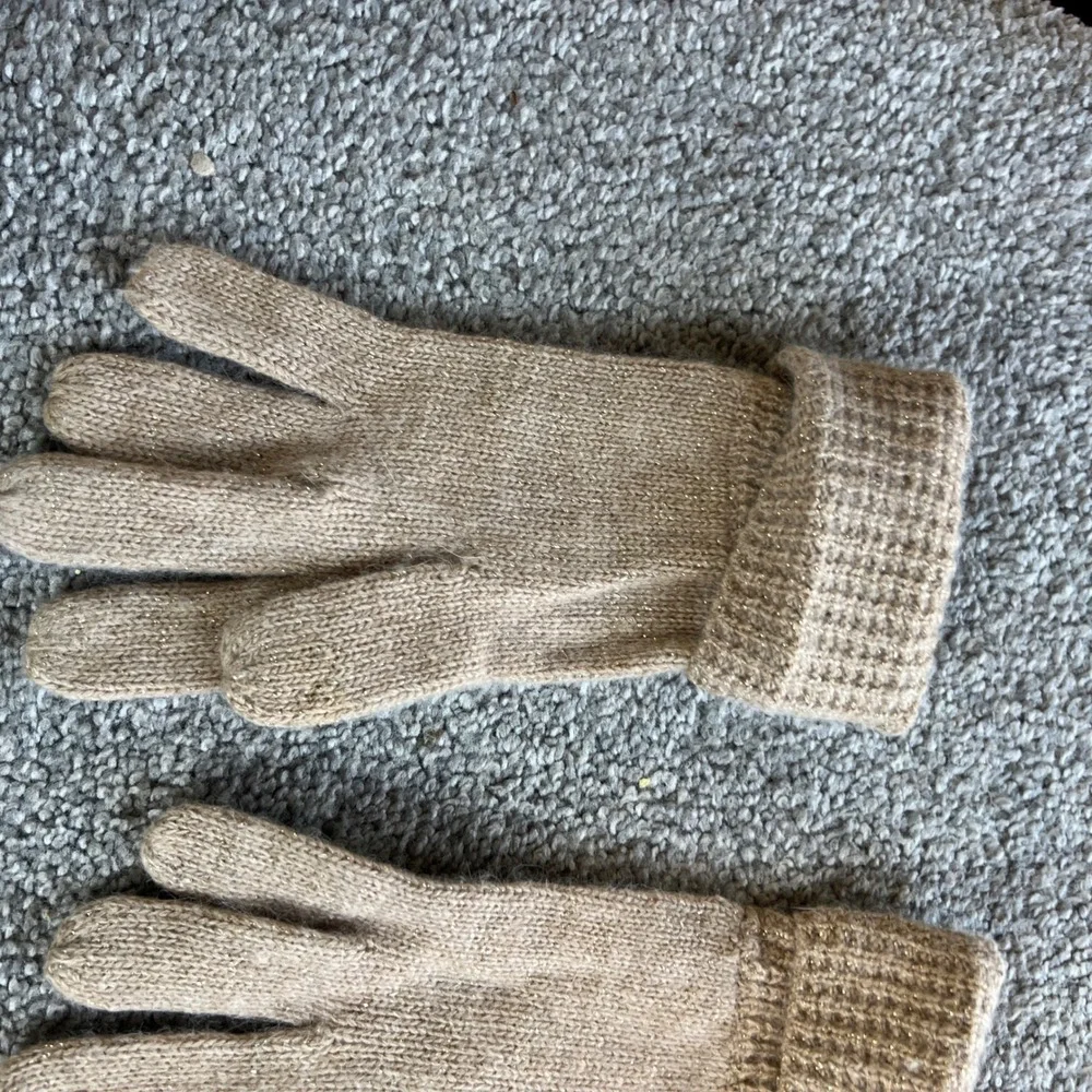 Coach‎ Knit Gloves Womens S/O Tan Gold Metallic Wool Cashmere Blend Shimmer